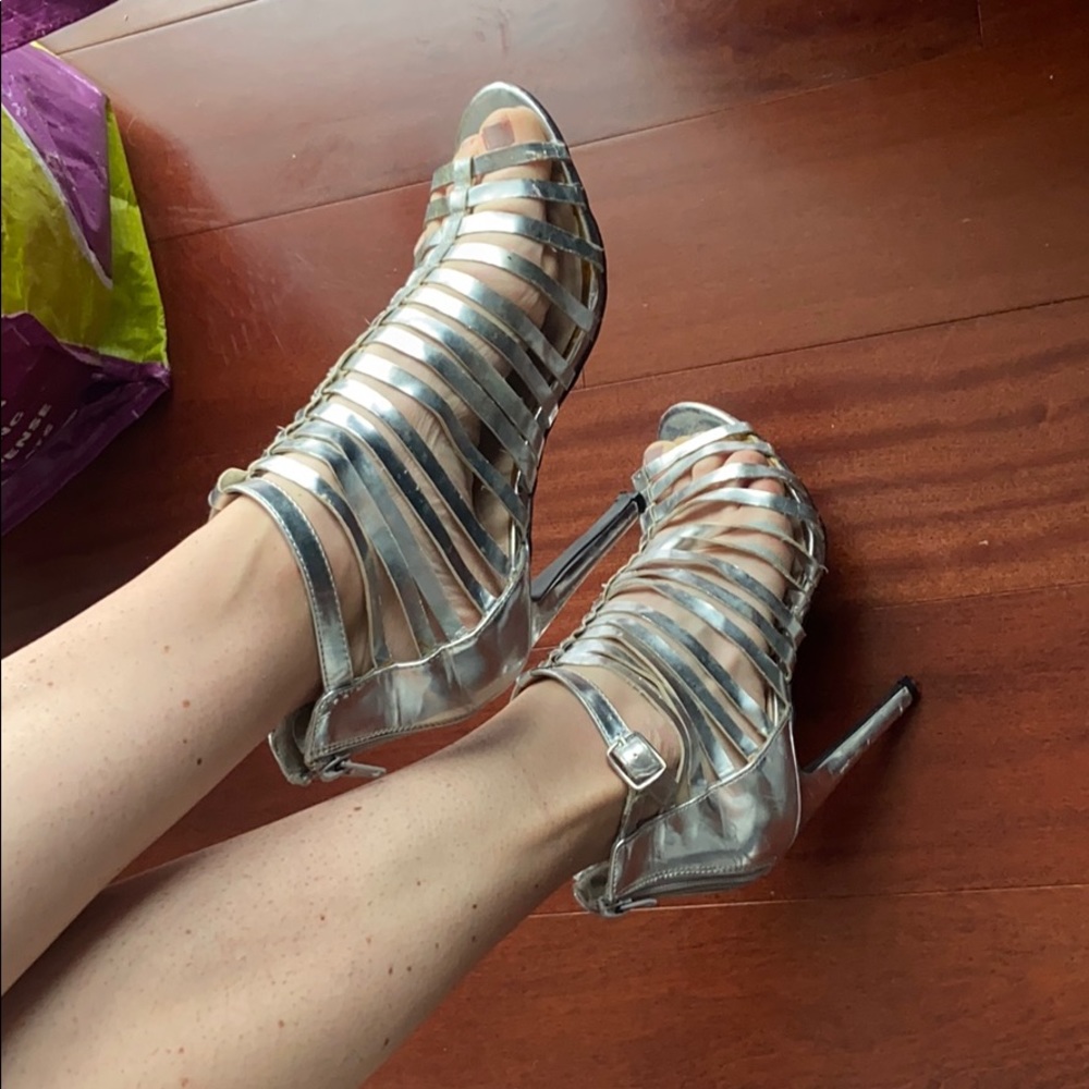 Sliver heels
